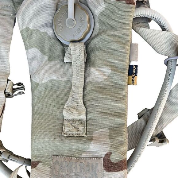 CamelBak ThermoBak 3L Hydration Backpack camo desert military Hiking Unisex - Picture 3 of 4